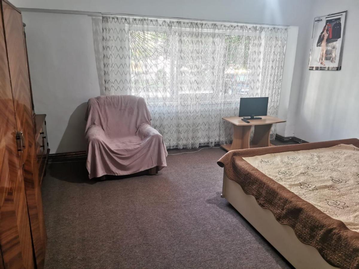 Garsoniera Διαμέρισμα Κραϊόβα Εξωτερικό φωτογραφία
